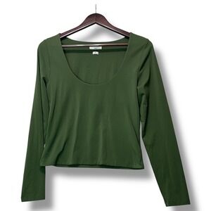 Aritzia Contour Top Olive Green Scoop Neck Fitted XL Minimalist Soft Girl Basics